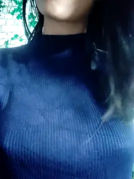 Snapshot of pihu099 chatting on 11-26-25, 03:24 pihu099 online show from 11-26-25, 03:24