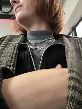 Snapshot of Only_April chatting on 11-06-25, 08:59 Only April online show from 11-06-25, 08:59