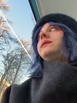 Only April online show from 03-23-26, 04:49