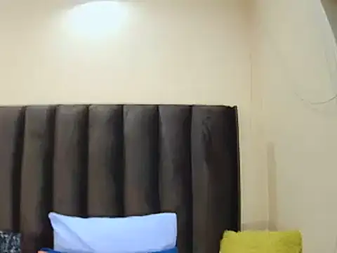 Snapshot of BigAssjuicy26 chatting on 11-12-25, 05:13 BigAssjuicy26 online show from 11-12-25, 05:13