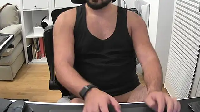 Snapshot of Velvetvoyager69 chatting on 11-04-25, 05:56 Velvetvoyager69 online show from 11-04-25, 05:56