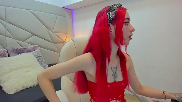 Snapshot of persefone_333 chatting on 09-20-25, 07:48 persefone 333 online show from 09-20-25, 07:48