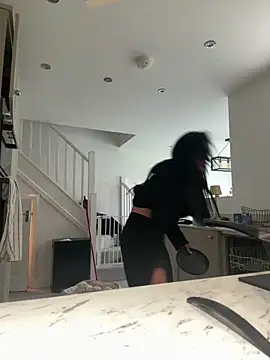 BELLABLACKXUK online show from 10-15-25, 11:54