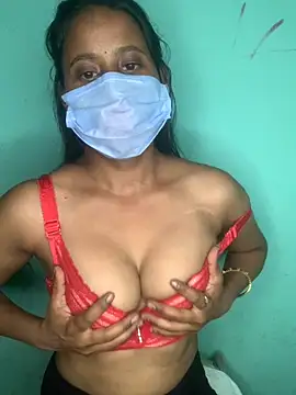 Snapshot of Priya_baby0 chatting on 09-10-25, 06:19 Priya baby0 online show from 09-10-25, 06:19