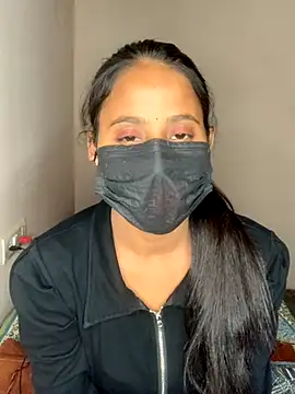 Snapshot of Priya_baby0 chatting on 11-18-25, 05:28 Priya baby0 online show from 11-18-25, 05:28