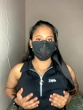 Snapshot of Priya_baby0 chatting on 12-14-25, 05:40 Priya baby0 online show from 12-14-25, 05:40