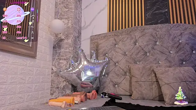 railey rosse  online show from 11-24-25, 07:57