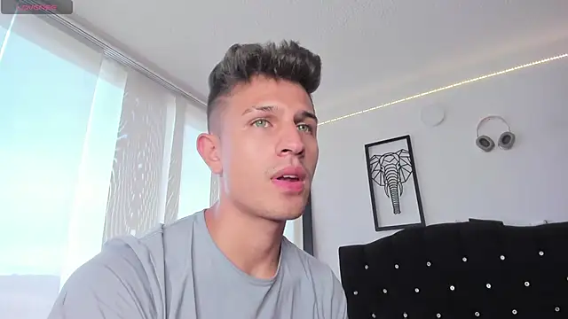 kevin ahss online show from 10-28-25, 09:39