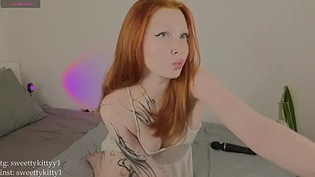 Snapshot of sweettykitty chatting on 07-30-26, 12:48 sweettykitty online show from 07-30-26, 12:48