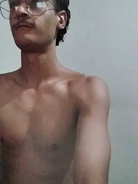 Snapshot of Mago666_ chatting on 02-14-26, 02:19 Mago666 online show from 02-14-26, 02:19