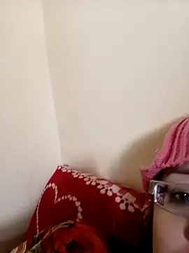 Snapshot of Sondosa3 chatting on 11-11-25, 08:25 Sondosa3 online show from 11-11-25, 08:25