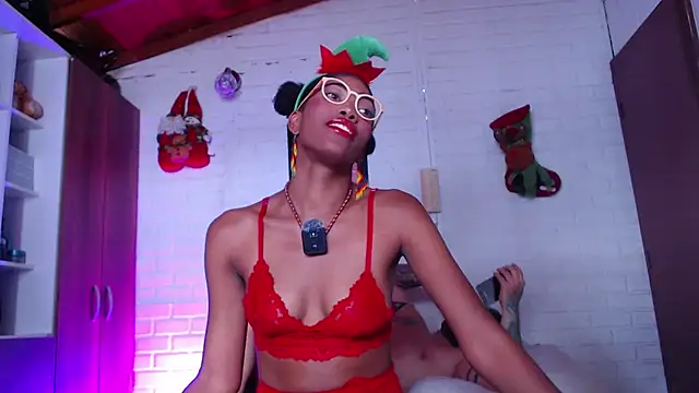 lucyymaximo online show from 12-15-25, 02:54