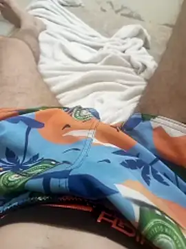 Snapshot of Maniasefetiches chatting on 03-09-26, 07:07 Maniasefetiches online show from 03-09-26, 07:07