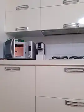 Snapshot of singolo_discreto chatting on 02-22-26, 08:35 singolo discreto online show from 02-22-26, 08:35