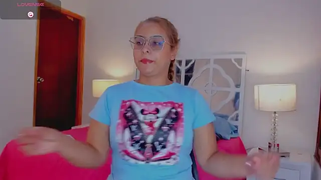 MikaelaStone online show from 10-20-25, 12:38