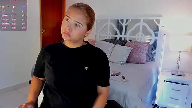 MikaelaStone online show from 12-20-25, 11:06