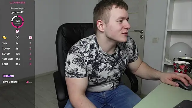 Richard Dullas online show from 12-22-25, 02:14