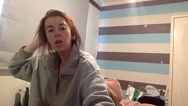 Snapshot of Bellababexox chatting on 06-20-26, 03:26 Bellababexox online show from 06-20-26, 03:26
