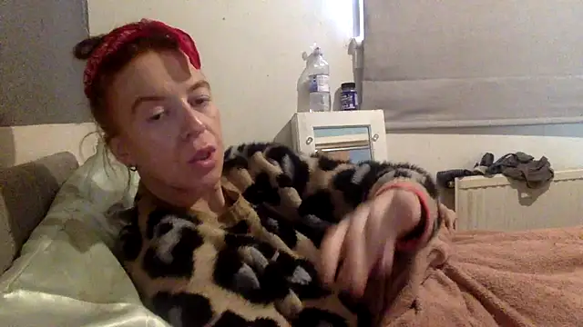 Snapshot of Bellababexox chatting on 06-29-26, 11:21 Bellababexox online show from 06-29-26, 11:21