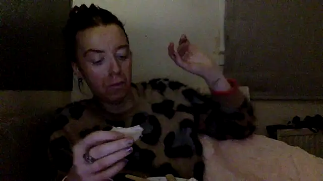 Snapshot of Bellababexox chatting on 07-04-26, 04:51 Bellababexox online show from 07-04-26, 04:51