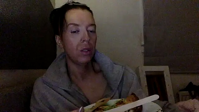 Snapshot of Bellababexox chatting on 07-11-26, 12:57 Bellababexox online show from 07-11-26, 12:57