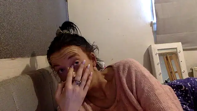 Snapshot of Bellababexox chatting on 07-13-26, 03:26 Bellababexox online show from 07-13-26, 03:26