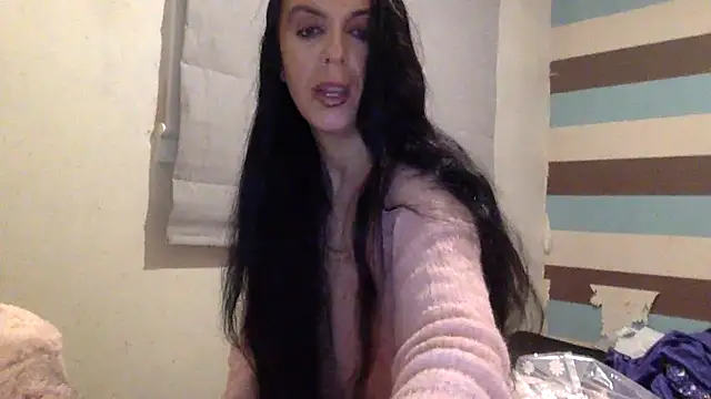 Snapshot of Bellababexox chatting on 07-15-26, 02:50 Bellababexox online show from 07-15-26, 02:50