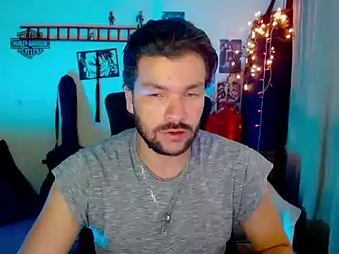 cortelioni massimo  online show from 11-20-25, 08:41