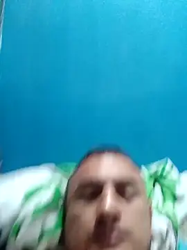 Geral Yeraldyn09 online show from 09-10-25, 02:00