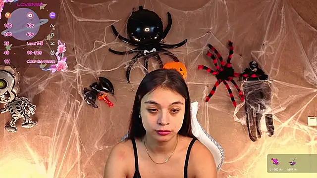 Leila Hefner online show from 10-16-25, 02:23