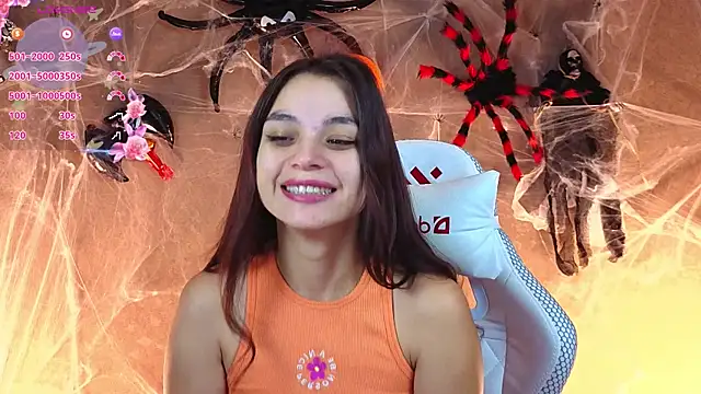 Leila Hefner online show from 10-22-25, 02:23