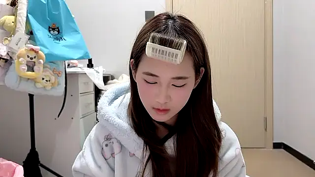 Snapshot of Ann-cookie chatting on 01-18-26, 03:49 Ann-cookie online show from 01-18-26, 03:49