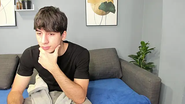 Quentin Blake online show from 11-22-25, 06:34