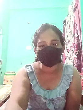 Snapshot of Naina_telugu_ chatting on 11-12-25, 06:52 Naina telugu online show from 11-12-25, 06:52