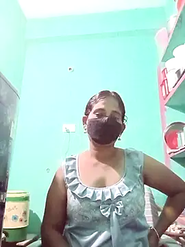 Snapshot of Naina_telugu_ chatting on 12-01-25, 06:35 Naina telugu online show from 12-01-25, 06:35