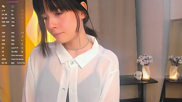 Honeey Beee online show from 09-21-25, 08:54