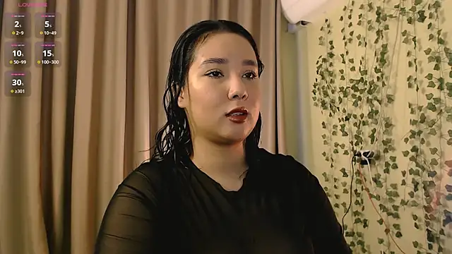 Snapshot of HoneyBroownie chatting on 10-06-25, 10:45 HoneyBroownie online show from 10-06-25, 10:45