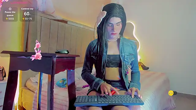 Daniela sanchezx online show from 10-12-25, 07:24