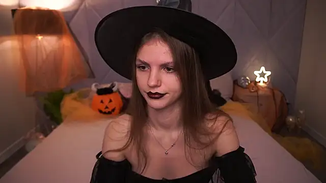 PussyOnLuck online show from 10-31-25, 07:09