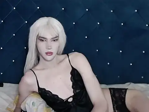 Snapshot of juunsora chatting on 12-04-25, 03:05 juunsora online show from 12-04-25, 03:05