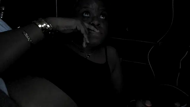 Curvy AfricanQuinn online show from 03-22-26, 06:22