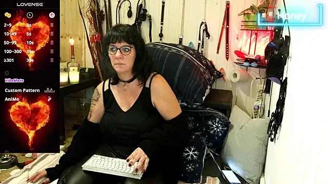 Snapshot of honey47 chatting on 09-24-25, 05:38 honey47 online show from 09-24-25, 05:38