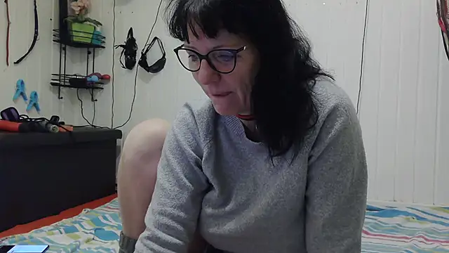 honey47 online show from 11-23-25, 10:37