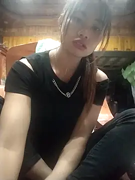 Snapshot of Dung-Thao19 chatting on 10-05-25, 11:30 Dung-Thao19 online show from 10-05-25, 11:30