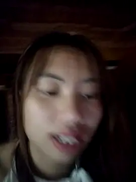 Snapshot of Dung-Thao19 chatting on 10-08-25, 05:27 Dung-Thao19 online show from 10-08-25, 05:27