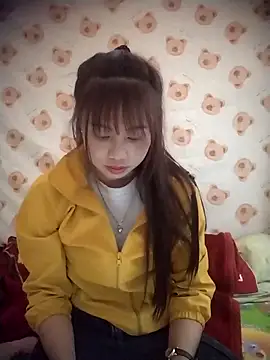 Snapshot of Dung-Thao19 chatting on 11-30-25, 12:31 Dung-Thao19 online show from 11-30-25, 12:31