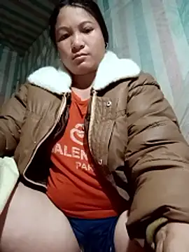 Love-Mama33 online show from 02-18-26, 11:33