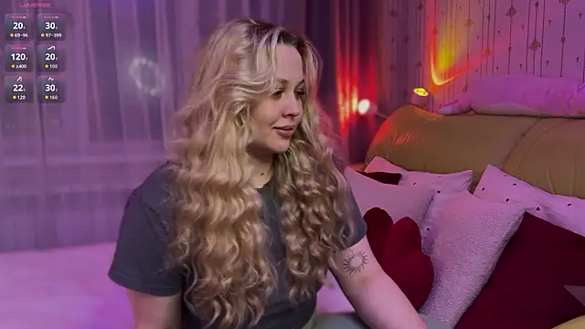 Estella Elwood online show from 03-13-26, 02:01