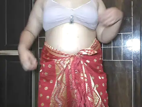 Snapshot of Savitabhabhii_ chatting on 09-08-25, 04:39 Savitabhabhii online show from 09-08-25, 04:39