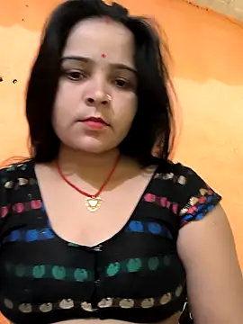 Snapshot of Cutram22 chatting on 09-10-25, 04:56 Cutram22 online show from 09-10-25, 04:56